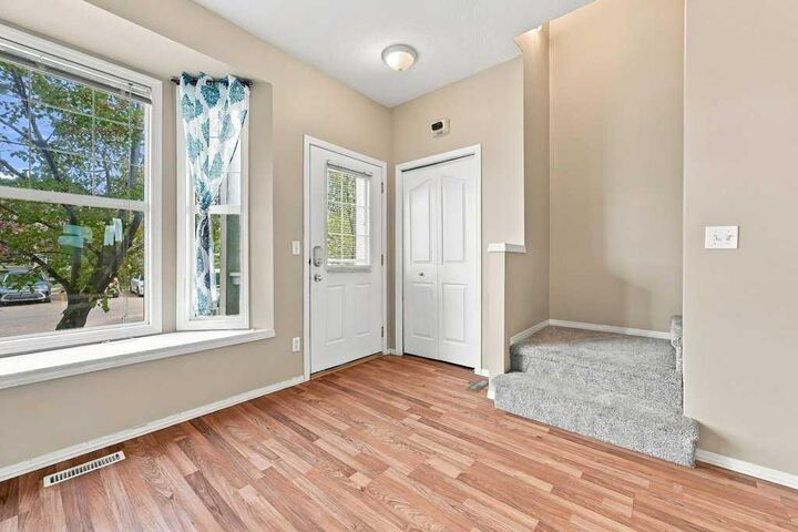 Property Photo:  2005 Luxstone Boulevard SW 303  AB T4B 3J9 