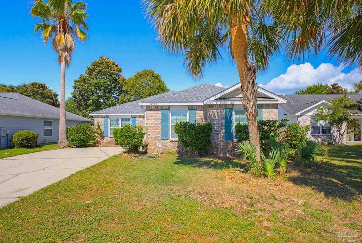 Property Photo:  6464 Sandkey Cv  FL 32563 