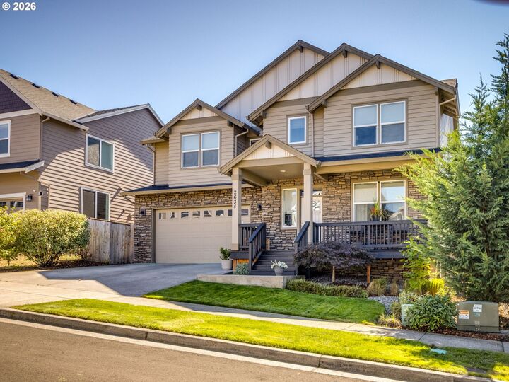 Property Photo: 2634 SW 42nd St OR 97080