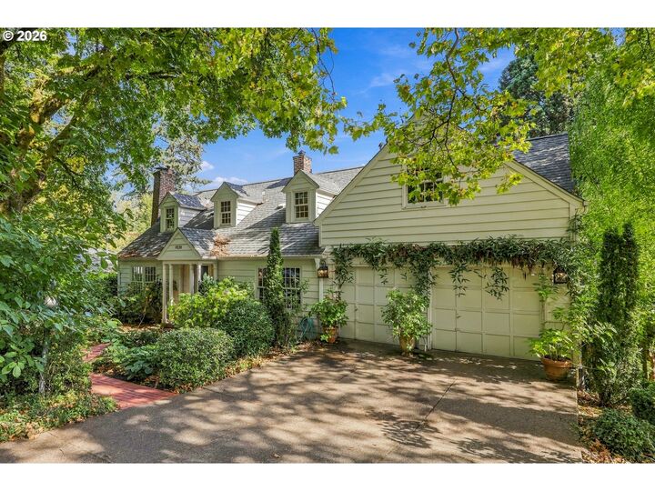 Property Photo: 9124 SW 23rd Dr OR 97219