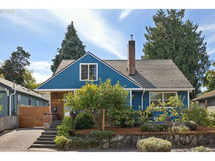 Property Photo: 26 NE Stafford St OR 97211