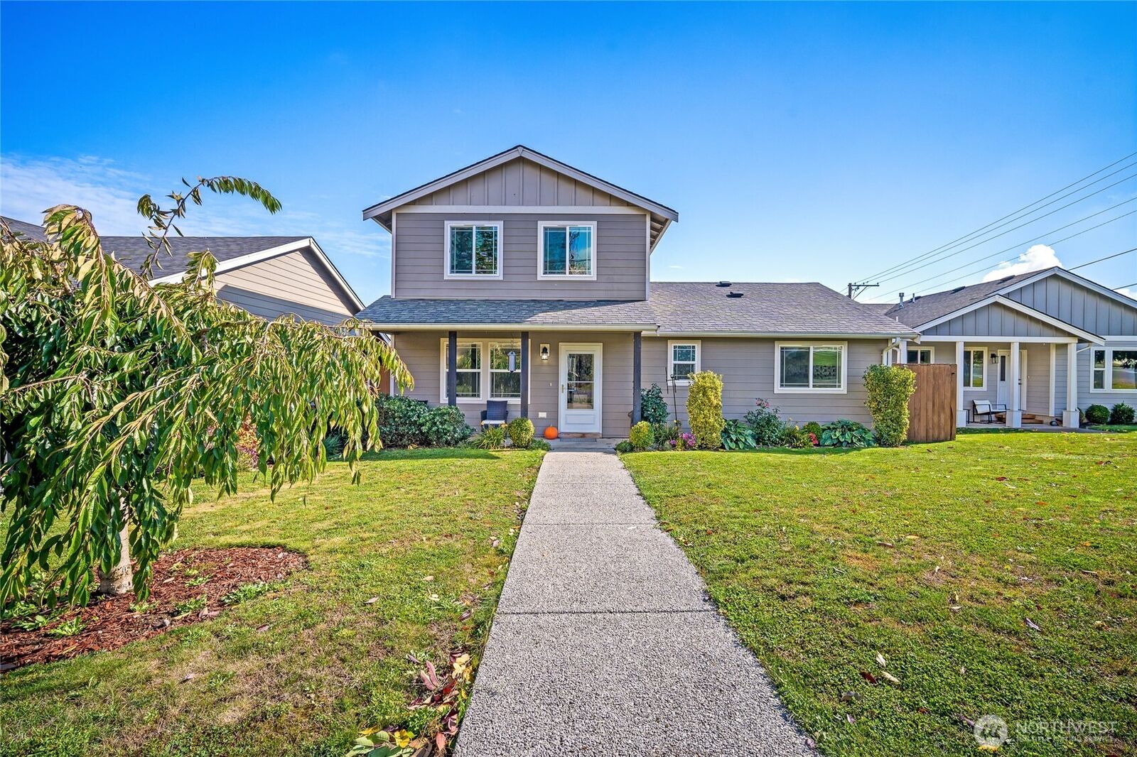 Property Photo:  2088  Thornton Street  WA 98248 