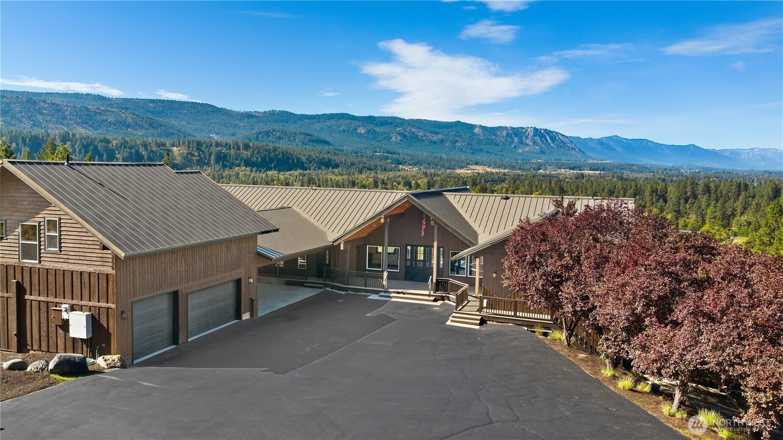 Property Photo:  2262  Lambert Road  WA 98922 