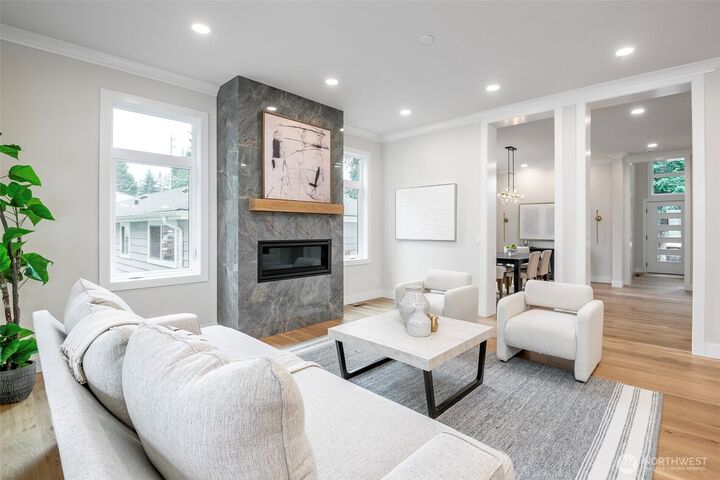 Property Photo: 12648 NE 80th Street WA 98033