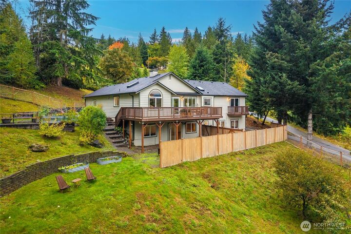 Property Photo:  26045  Landsburg Road SE  WA 98051 