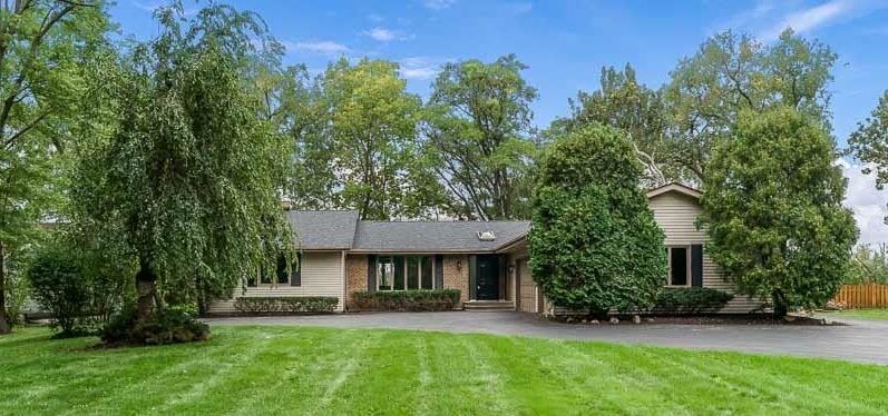 Property Photo: 11528 Tanawingo Trail IL 61073