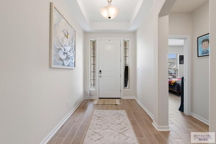 Property Photo:  2409 Paso Dr  TX 78552 