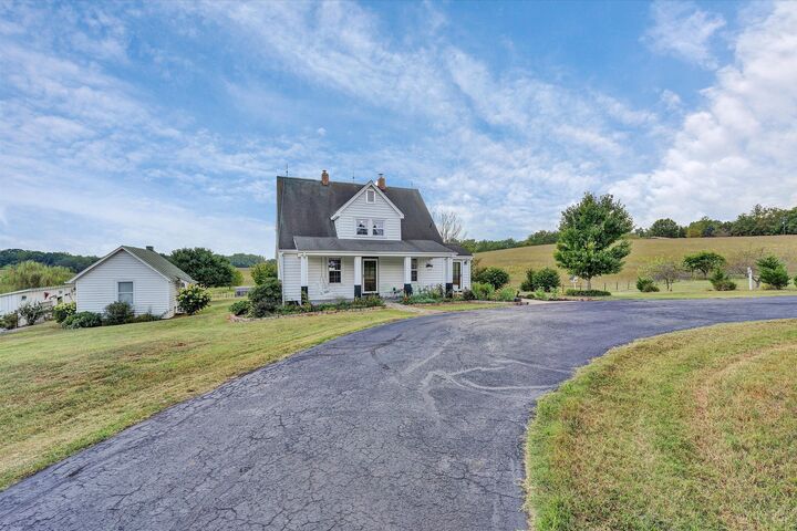 Property Photo:  6200 Stewartsville Rd  VA 24121 