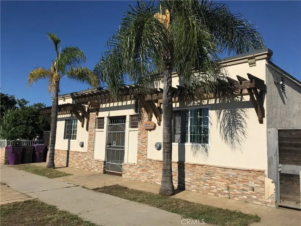 Property Photo:  1640 Sherman Place 7  CA 90804 