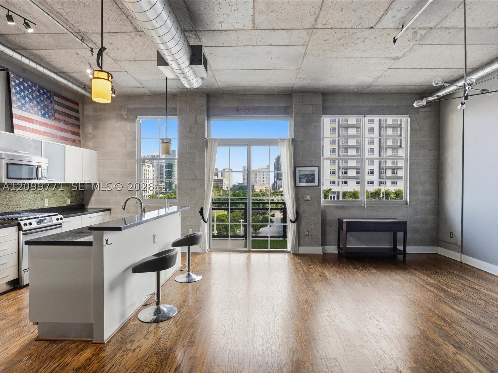 Property Photo:  410 NW 1st Ave 604  FL 33301 