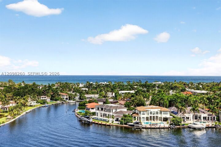 Property Photo:  20165 NE 39th Pl 1103/1104  FL 33180 