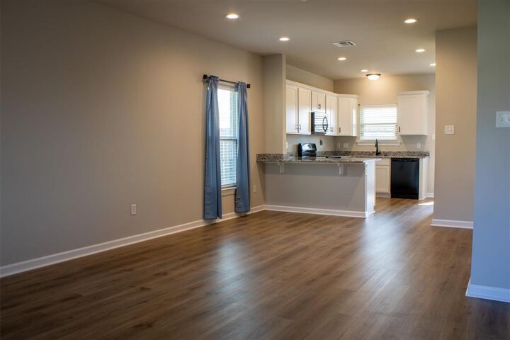 Property Photo:  1852 Downing Road  LA 70611 