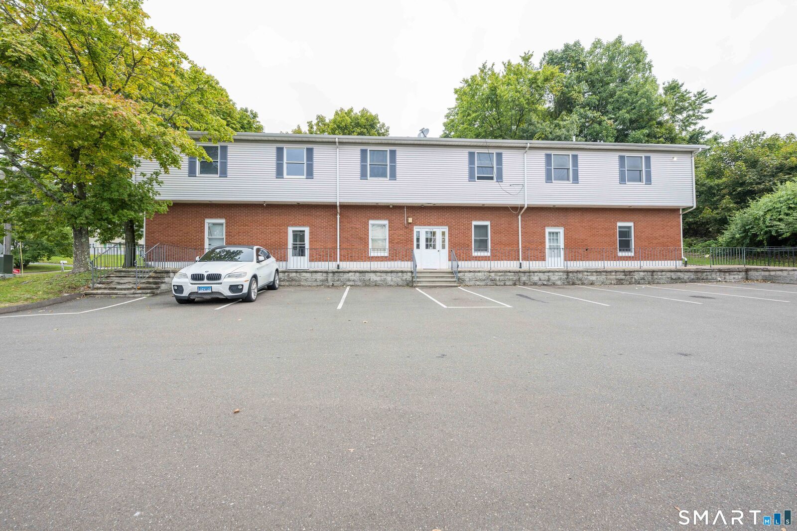 Property Photo: 799 Foxon Road CT 06513