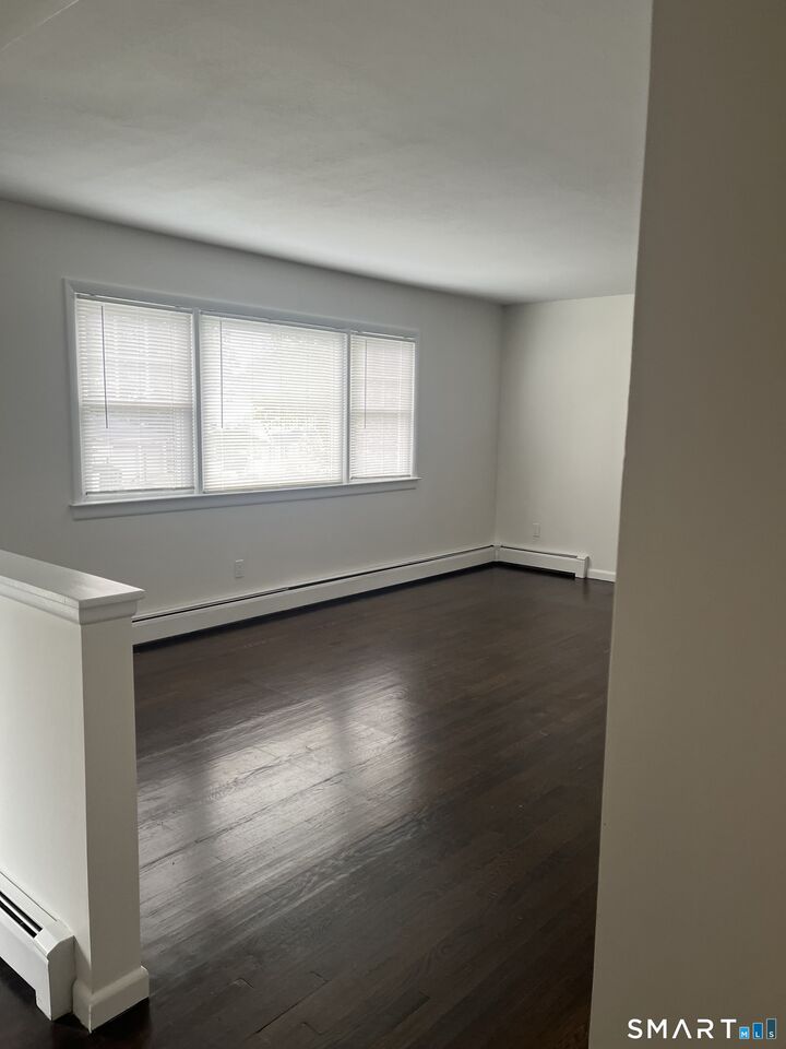Property Photo:  24 Mayflower Avenue  CT 06906 