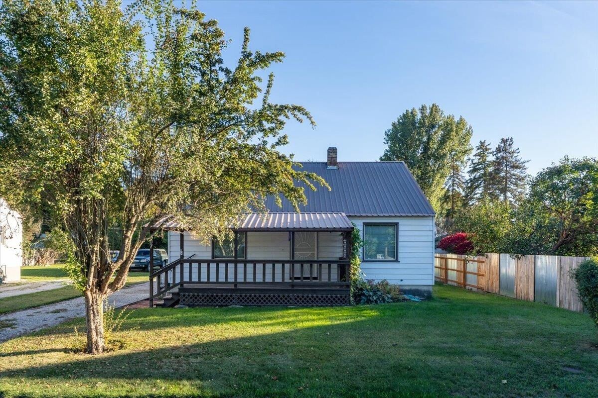 Property Photo: 807 W Main Ave WA 99109
