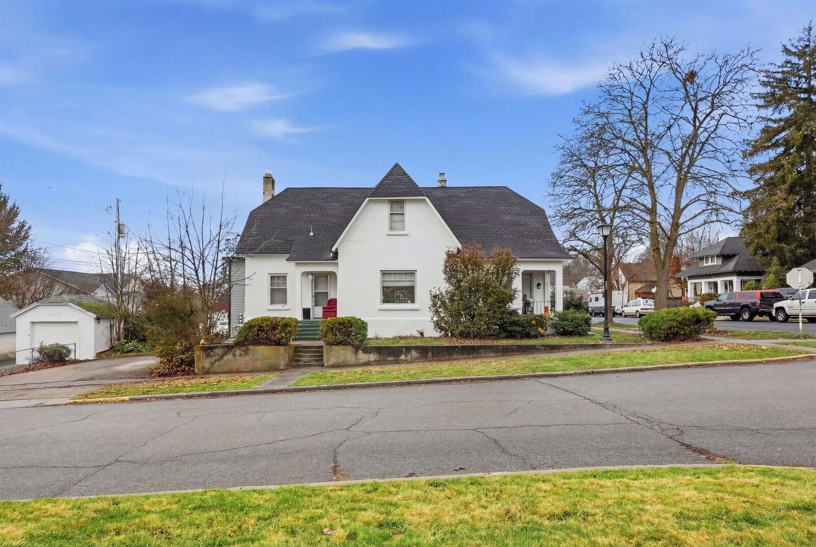 Property Photo: 323 5th St WA 99004