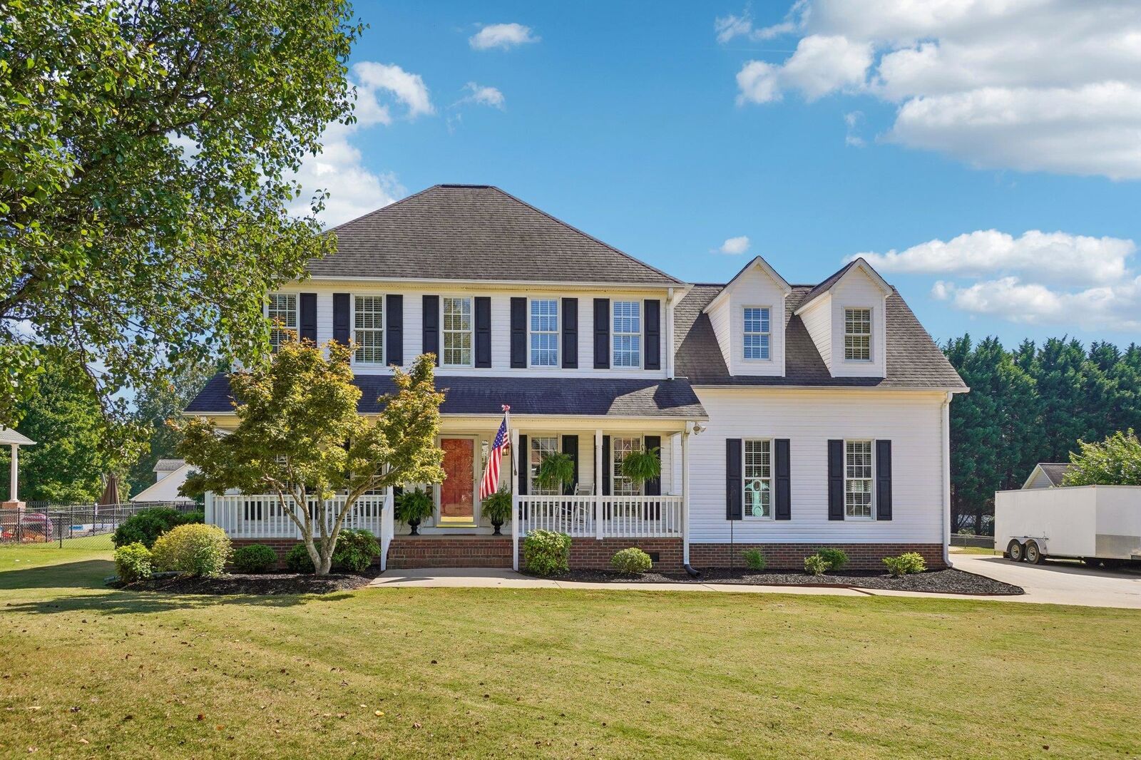 Property Photo: 287 Hunters Pointe Drive SC 29303