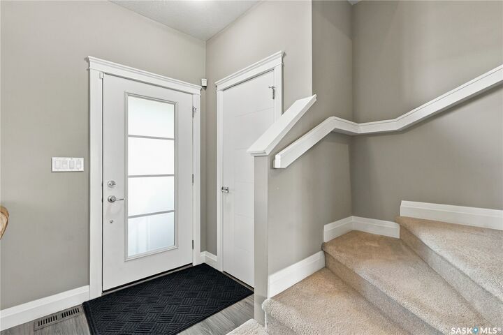 Property Photo:  5313 Green Silverberry Drive E  SK S4V 3M5 