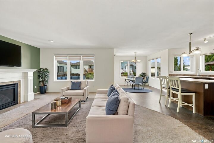 Property Photo:  319 Allwood Crescent  SK S7R 0A4 