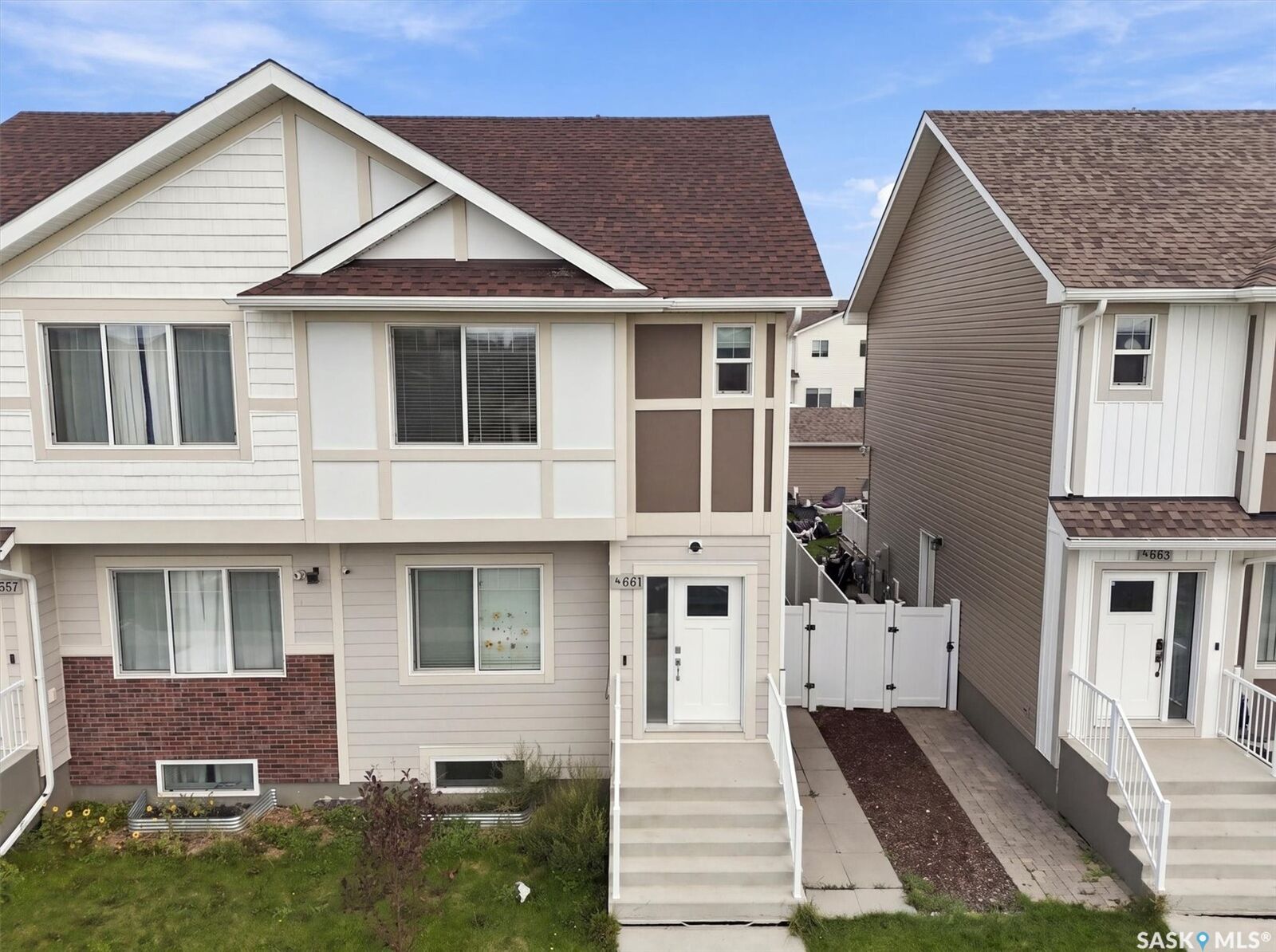 Property Photo:  661 Feheregyhazi Boulevard  SK S7W 0Z4 