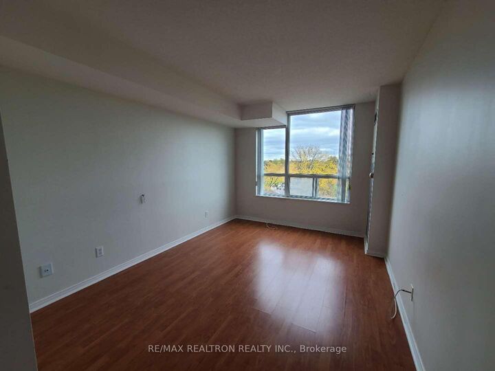 Property Photo:  238 Doris Avenue 1006  ON M2N 6W1 
