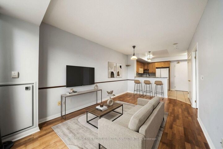 Property Photo:  1801 Bayview Avenue 103  ON M4G 4K2 