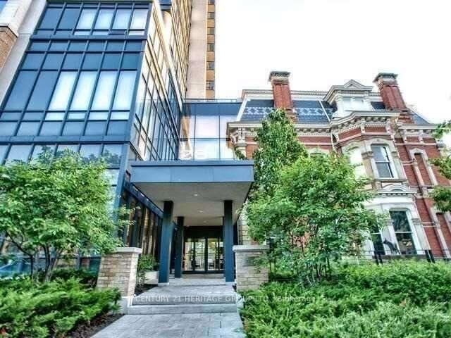 Property Photo:  28 Linden Street 2104  ON M4Y 1V6 