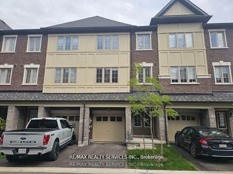 Property Photo:  68 First Street 34  ON L9W 2E4 