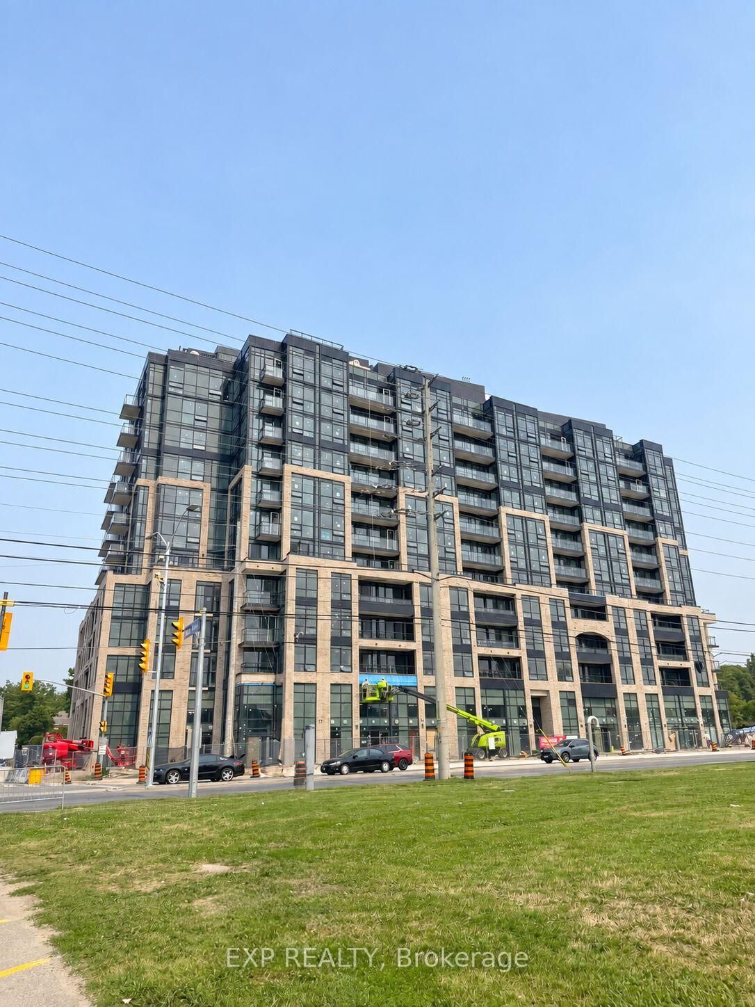 Property Photo:  1381 Lakeshore Road 409  ON L5E 1G6 