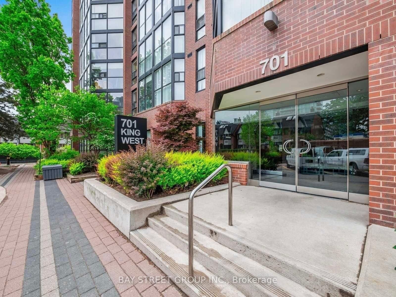 Property Photo:  701 King Street W Ph7  ON M5V 2W7 