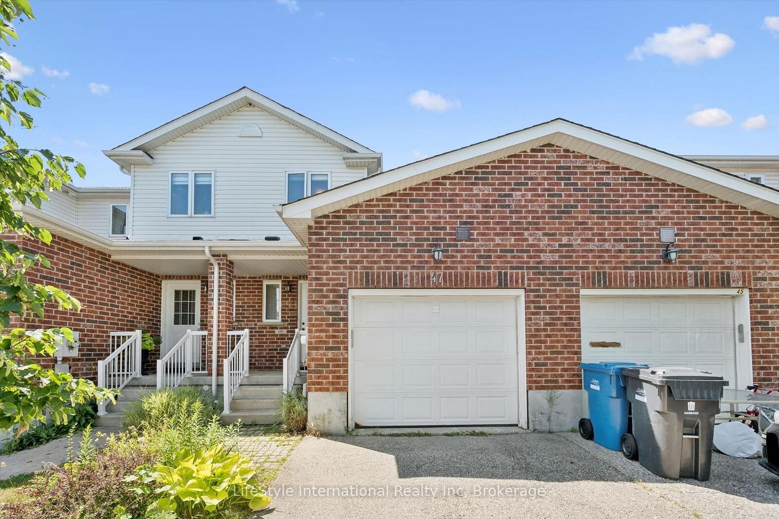 Property Photo:  47 Hasler Crescent  ON N1L 1A2 
