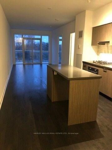 Property Photo:  501 St Clair Avenue W 412  ON M5P 0A2 