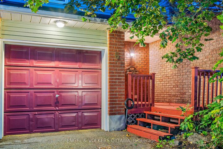 Property Photo:  6 Bridgewater Terrace  ON K2J 3G8 