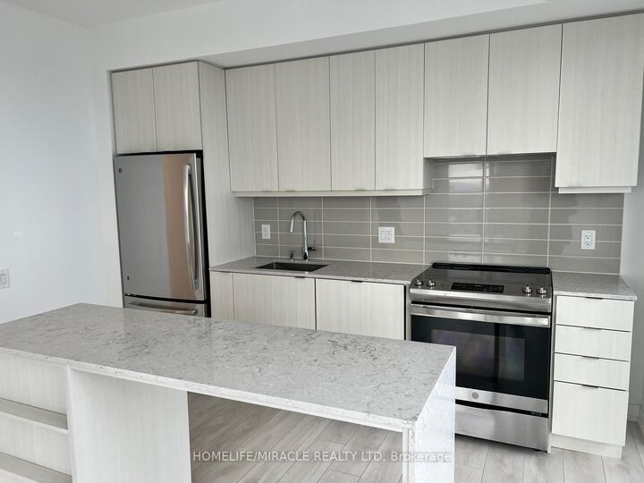 Photo de la propriété:  4065 Confederation Parkway 3410  ON L5B 0L4 