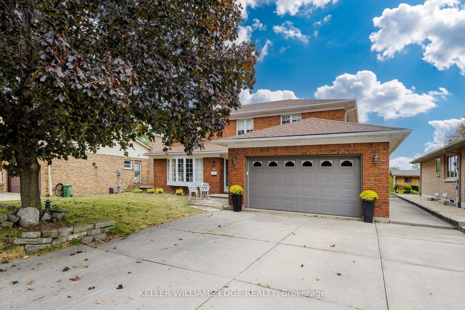 Property Photo:  54 Monte Drive  ON L8G 4M5 