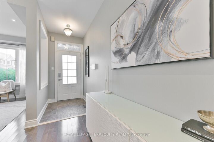 Property Photo:  