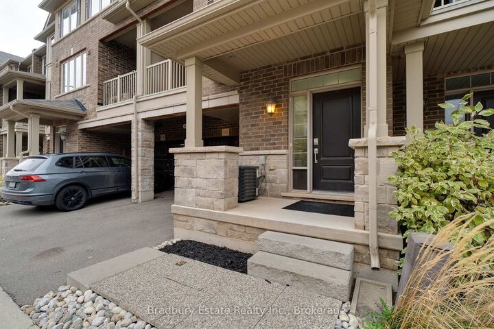 Property Photo: 3105 Blackfriar Common ON L6H 0R3