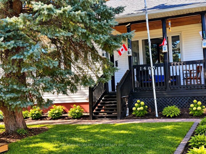 Property Photo: 1465 Queensdale Avenue ON K1T 1J2