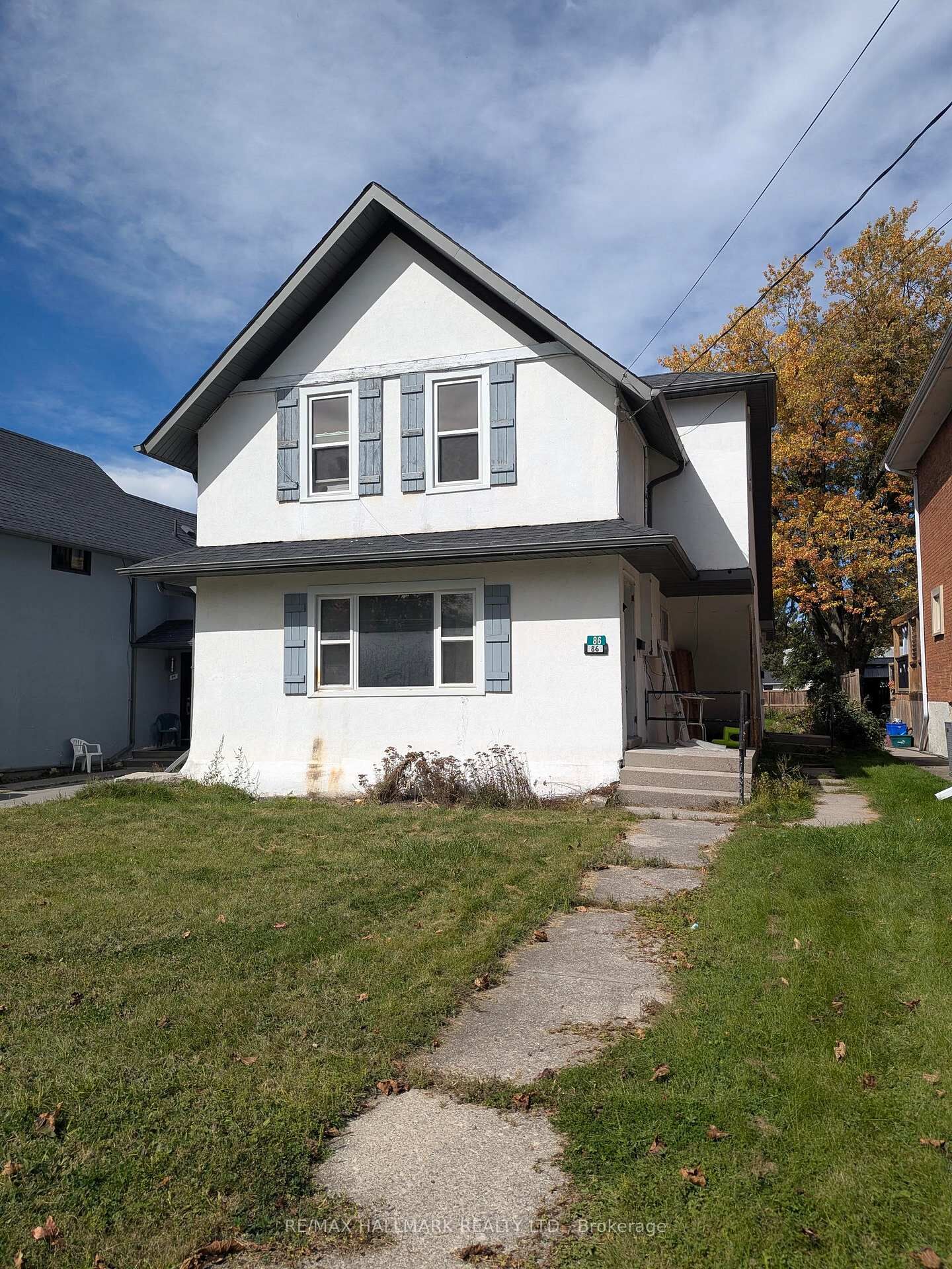 Property Photo:  86 Queen Street  ON K9V 1G4 