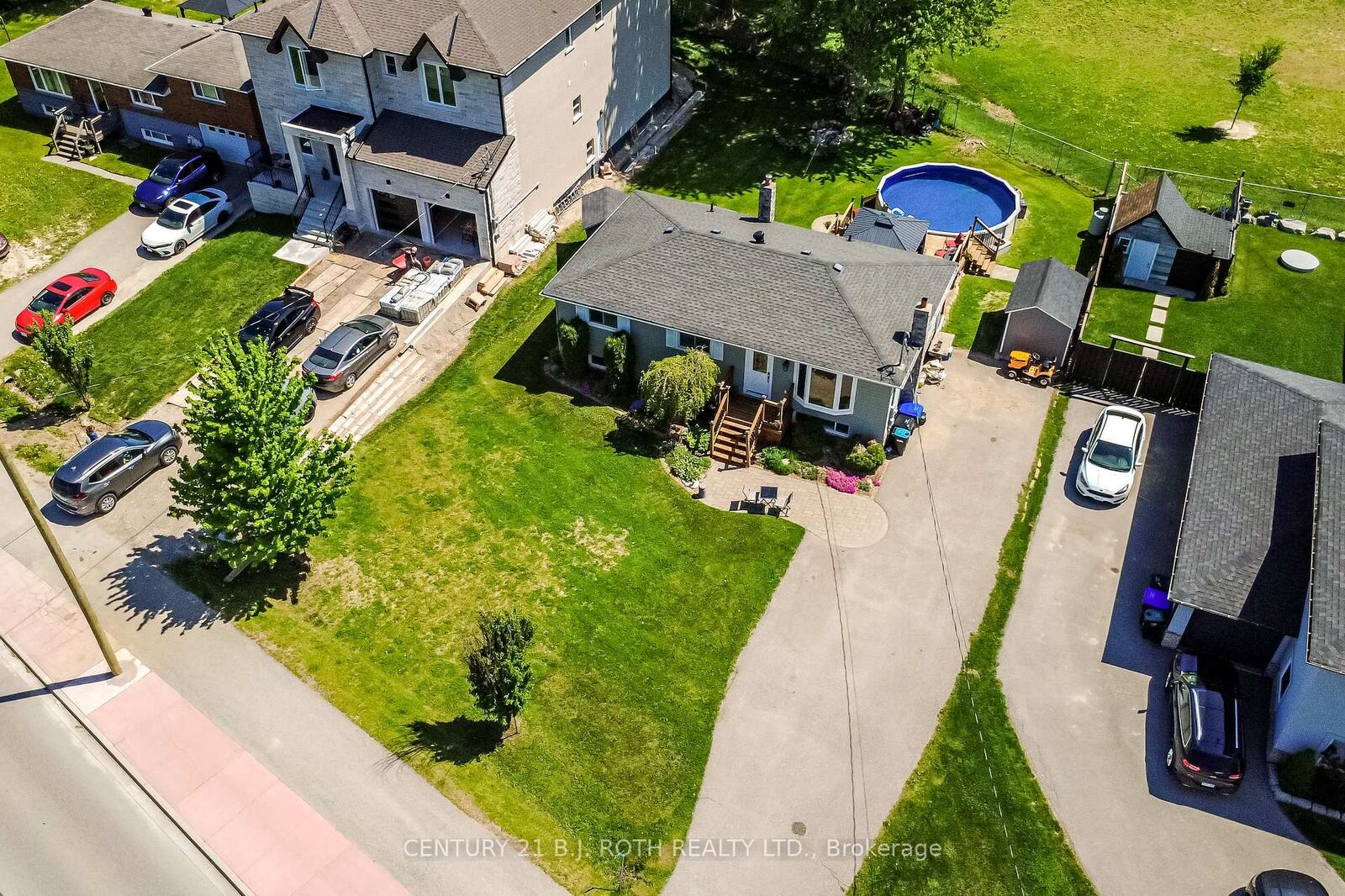 Property Photo:  671 Simcoe Road  ON L3Z 4B4 