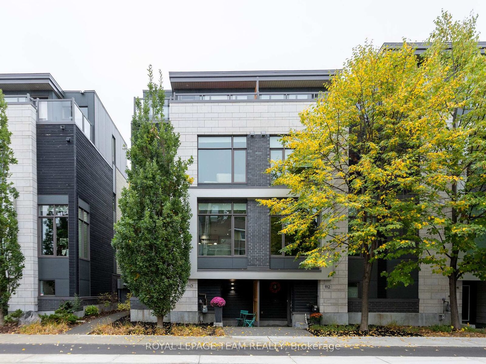 Property Photo:  110 Greenfield Avenue  ON K1S 5H7 