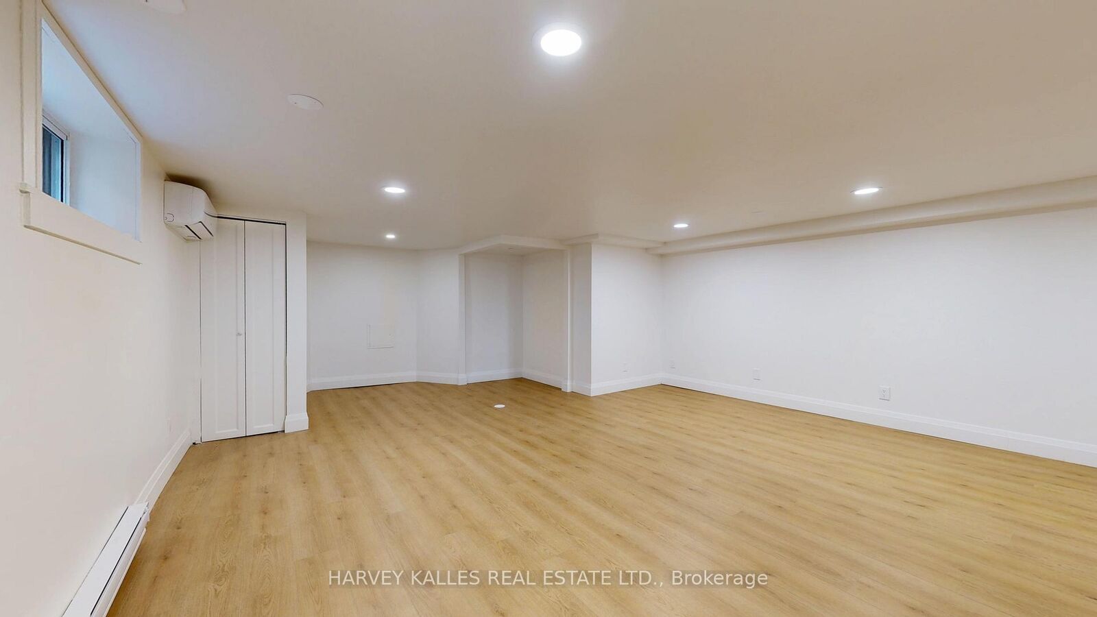 Property Photo:  1214 Avenue Road 3  ON M5N 2G4 