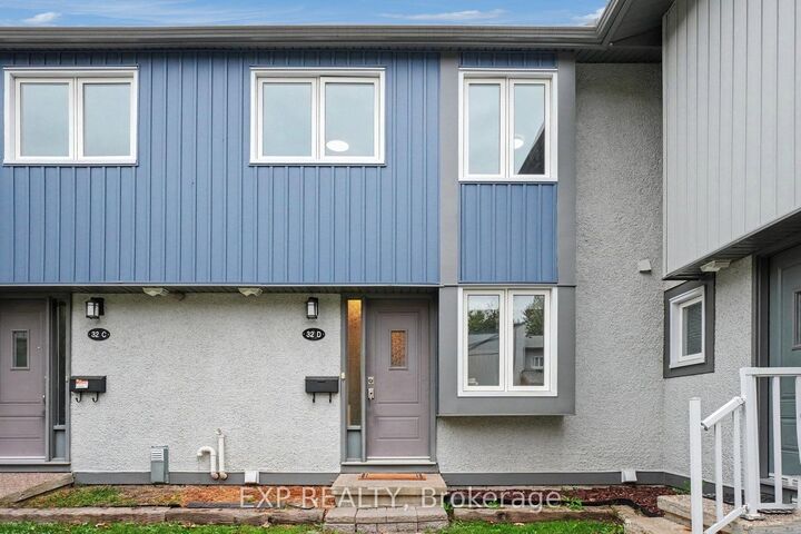 Property Photo:  32 Benlea Drive D  ON K2G 4A8 