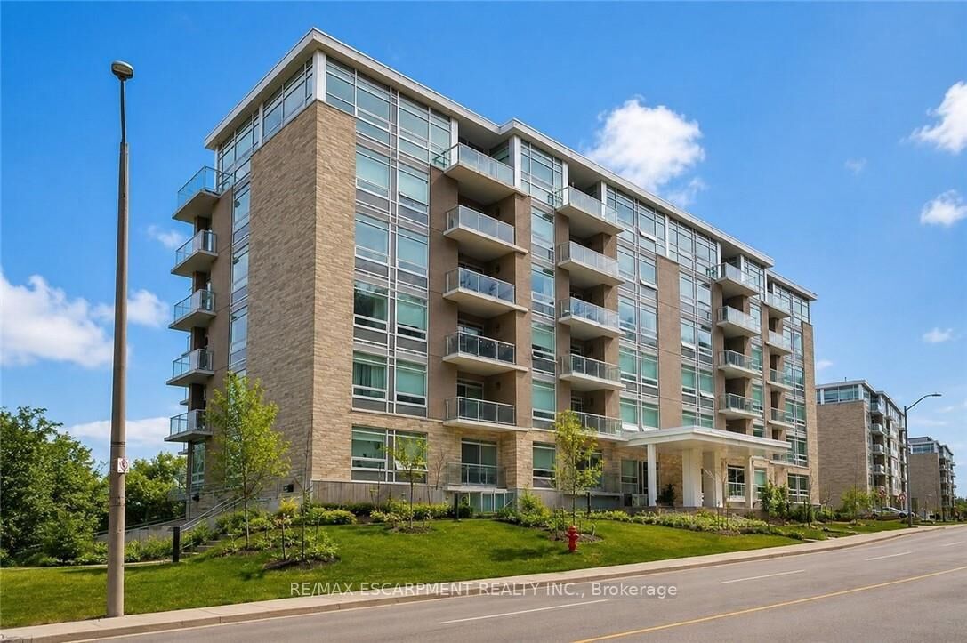 Property Photo: 455 Charlton Avenue E 403 ON L8N 0B2