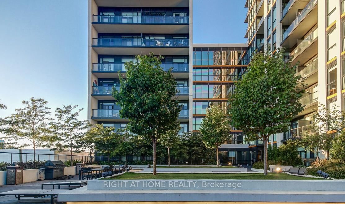 Property Photo:  1603 Eglinton Avenue W 1308  ON M6E 0A1 