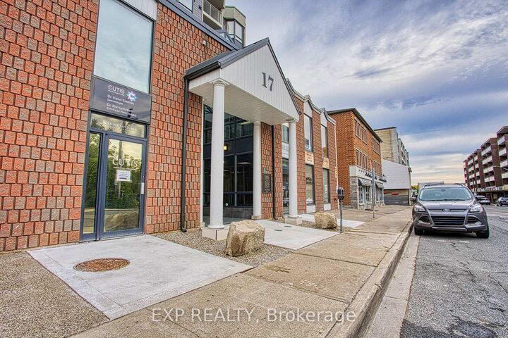 Property Photo:  17 King Street E 502  ON L9H 1B7 
