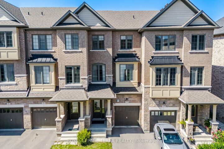 Property Photo:  38 Hallmark Way  ON L1P 0K2 