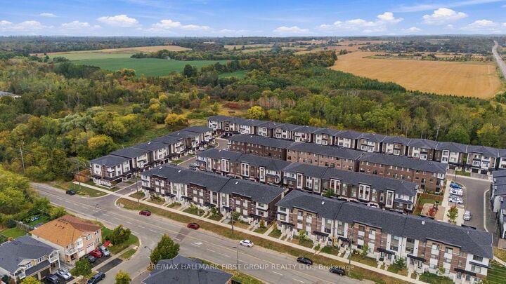 Property Photo:  250 Finch Avenue 303  ON L1V 0G6 