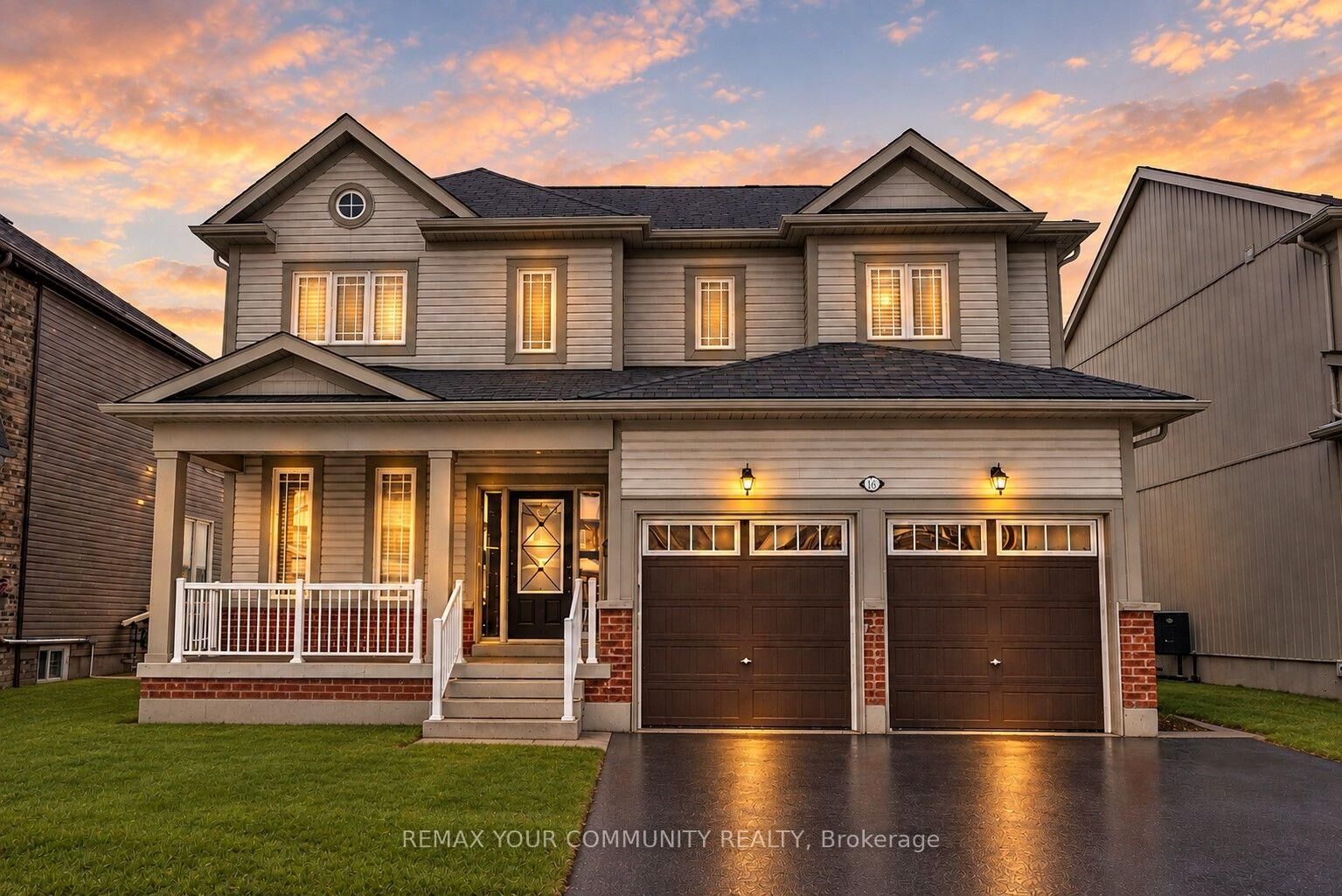 Photo de la propriété:  16 Don Hadden Crescent  ON L0C 1H0 
