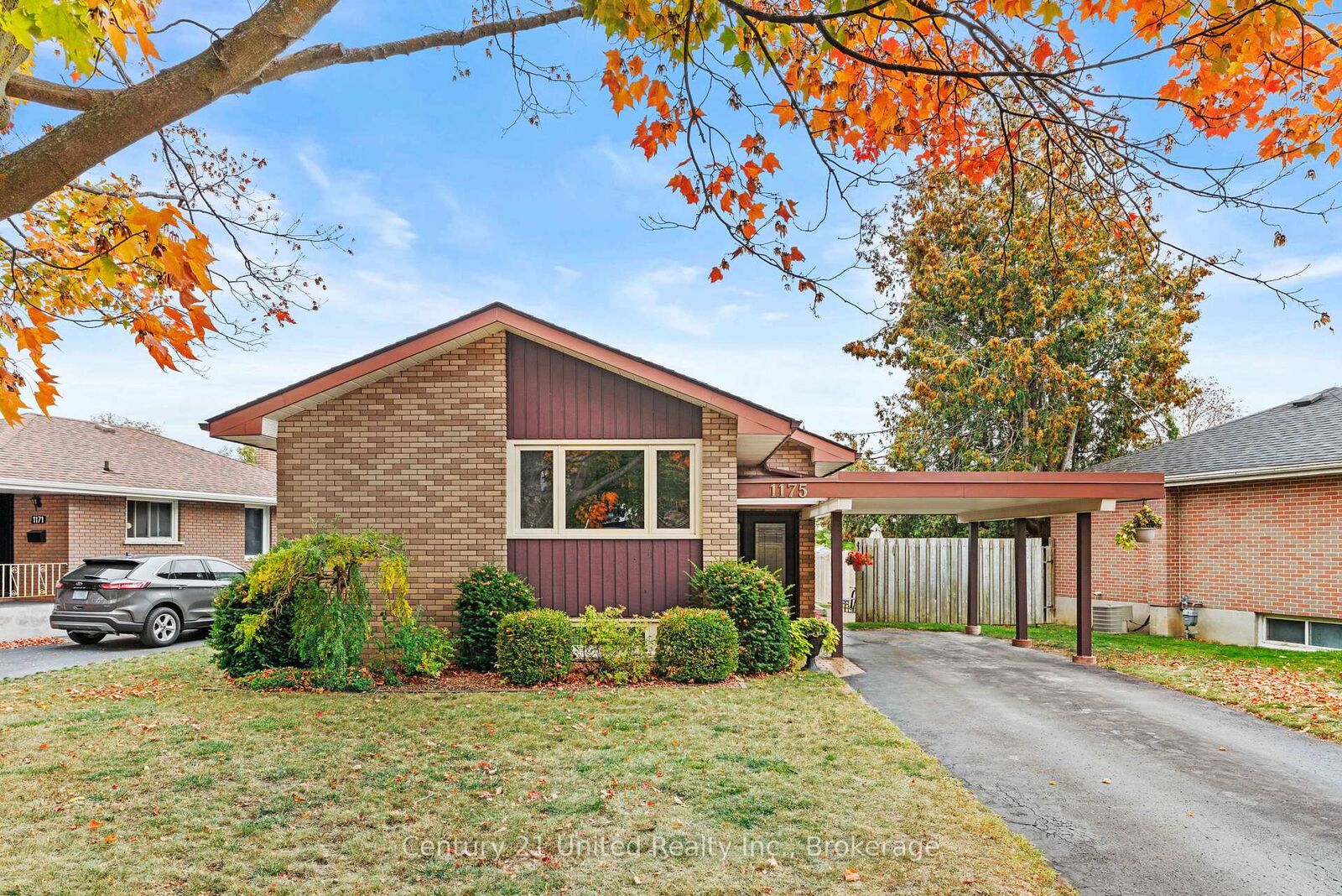 Property Photo:  1175 Edmison Drive  ON K9H 6V2 